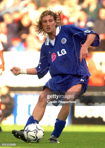 Robbie Savage of Leicester City in action during the FA Barclaycard Premiership match between Charlton Athletic and Leicester City at The Valley in...