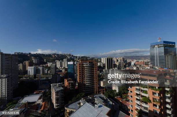 caracas cityscape - caracas stock pictures, royalty-free photos & images