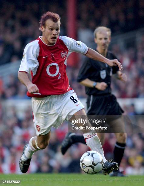 Fredrick Ljungberg of Arsenal in action during the FA Barclaycard Premiership match between Arsenal and Tottenham Hotspur at Highbury in London on...
