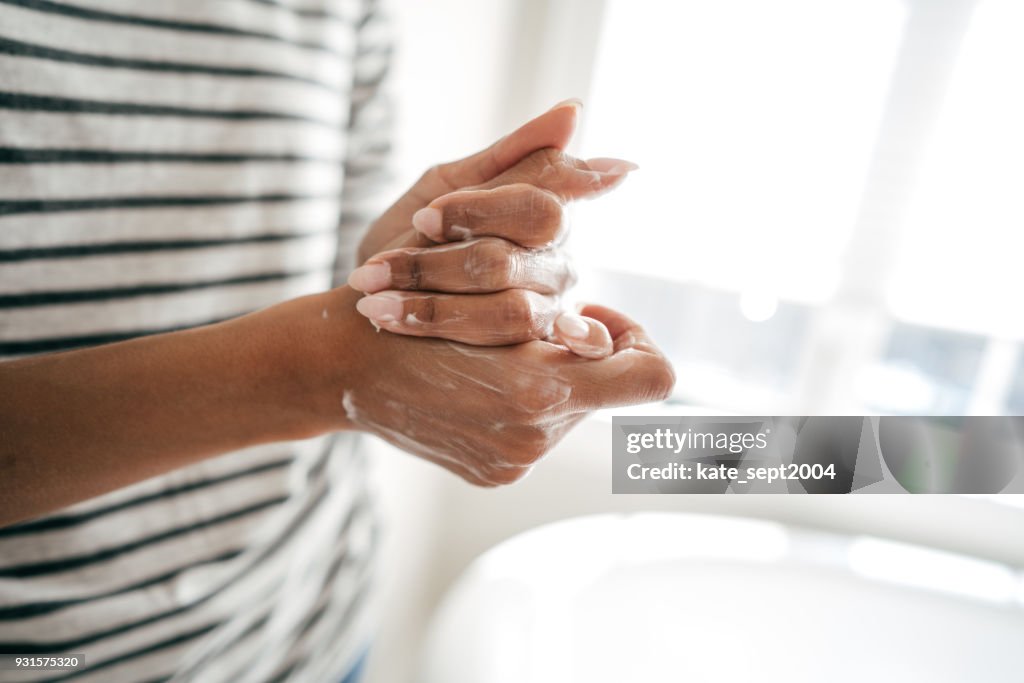 Hand care with cream