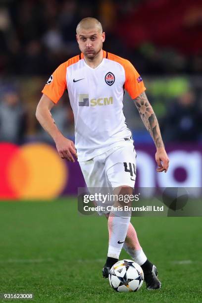 Yaroslav Rakitskiy of Shakhtar Donetsk in action during the UEFA Champions League Round of 16 Second Leg match between AS Roma and Shakhtar Donetsk...