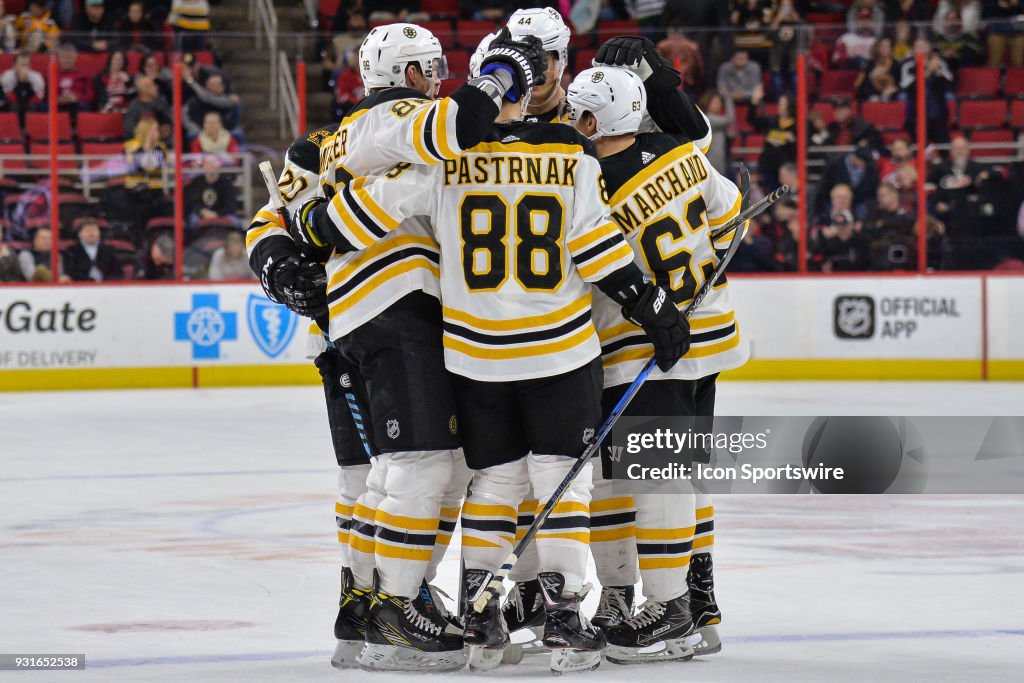 NHL: MAR 13 Bruins at Hurricanes