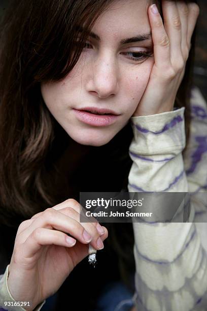 temporary solution - women and children living with drug addiction stock pictures, royalty-free photos & images