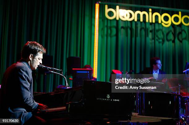 Singer Harry Connick, Jr performs at the 2009 holiday windows unveiling at Bloomingdale's on November 17, 2009 in New York City.