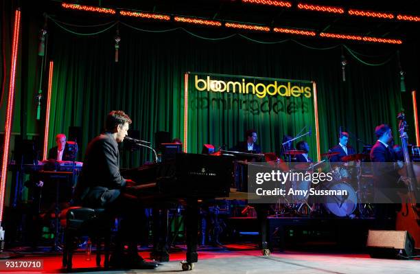 Singer Harry Connick, Jr performs at the 2009 holiday windows unveiling at Bloomingdale's on November 17, 2009 in New York City.