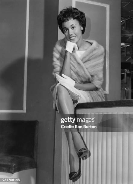 American jazz singer Diahann Carroll at the Washington Hotel in London, 25th October 1957. She is in the UK to appear on the television show 'Chelsea...