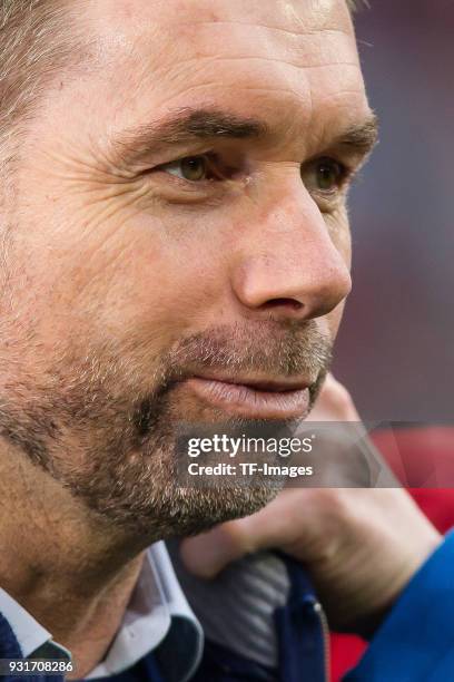 Head coach Bernd Hollerbach of Hamburg looks on during the Bundesliga match between FC Bayern Muenchen and Hamburger SV at Allianz Arena on March 10,...