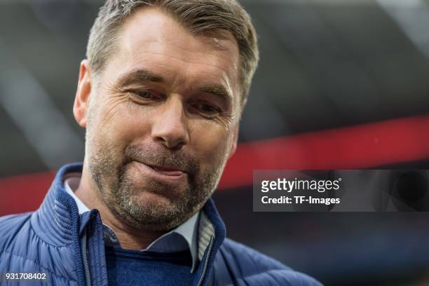 Head coach Bernd Hollerbach of Hamburg looks on during the Bundesliga match between FC Bayern Muenchen and Hamburger SV at Allianz Arena on March 10,...