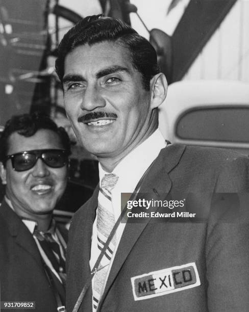 Antonio Carbajal, the Mexican goalkeeper, arrives at London Airport with the rest of the national team, to play England at Wembley, 4th May 1961.