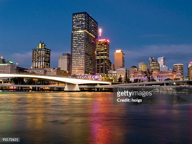 brisbane city night - australia city scape light stockfoto's en -beelden