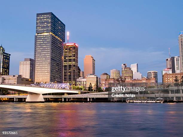 brisbane city night - australia city scape light stockfoto's en -beelden