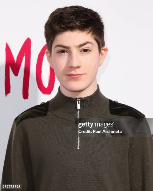 Mason Cook Pool The Paul Simon Special Photos and Premium High Res Pictures - Getty Images
