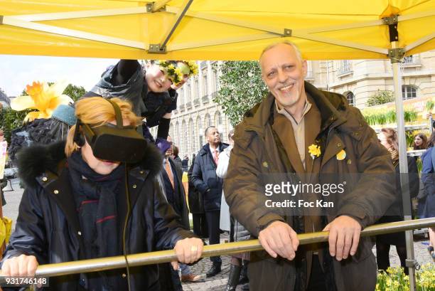 Mayor of Paris 5th district Florence Berthout and singer Tom Novembre attend Une Jonquille pour Institut Marie Curie Place du Pantheon on March 13,...
