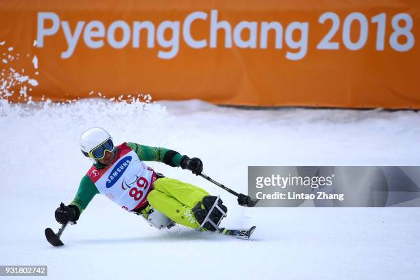 Mark Soyer of Australia competes in the Men's Giant Slalom Run - Sitting at Alpensia Biathlon Centre on day five of the PyeongChang 2018 Paralympic...