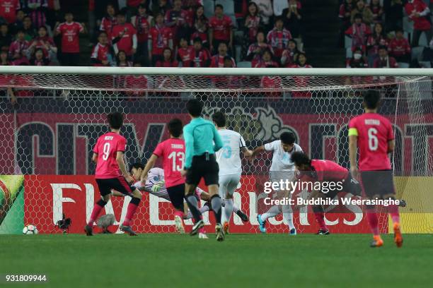 Yang Dong-Hyun of Cerezo Osaka scores his side's first goal during the AFC Champions League Group G game between Cerezo Osaka and Buriram United at...