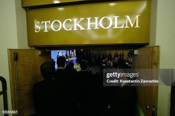 European Commission President Jose Manuel Barroso, Russian President Dmitry Medvedev, Swedish Prime Minister Fredrick Reinfeldt and EU Foreign Policy...