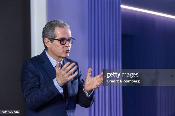 38 Inditex Sa Chief Executive Officer Pablo Isla Presents Company 38-inditex-sa-chief-executive-officer-pablo-isla-presents-company