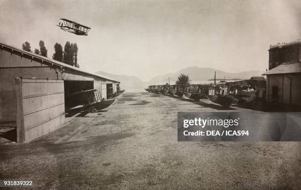 Hangars and seaplanes of the 1st Squadron, 3rd Fighter Group, World War I, Italy, 20th Century.