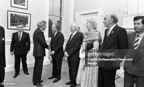 Australian Prime Minister Robert Hawke and Taoiseach Charles Haughey, meeting party leaders in Dail Eireann, Dick Spring , Alan Dukes , Dessie...