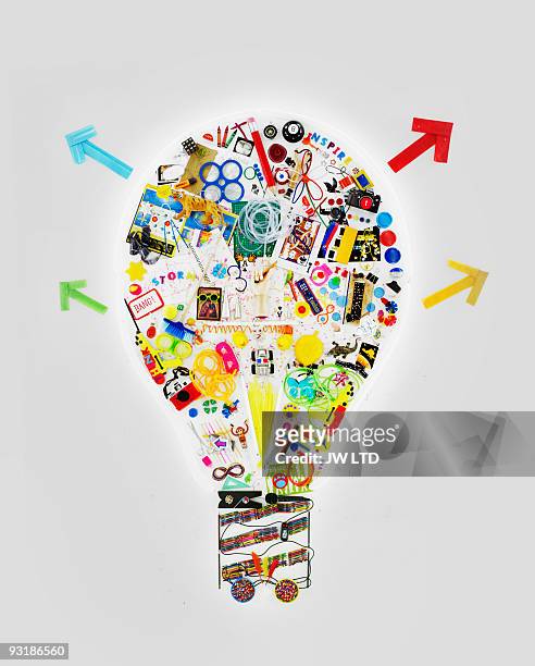 illustrazioni stock, clip art, cartoni animati e icone di tendenza di art objects in shape of light bulb - varietà concetto