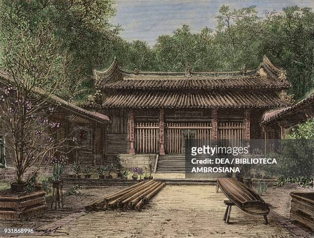 Courtyard of the Fi-lai-sz Buddhist monastery, drawing by Hubert Clerget from Travel in China, 1870-1872, by John Thomson , from Il Giro del mondo ,...