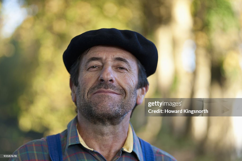 Old Man Beret Old Man Wearing Beret Character Stock Vector By