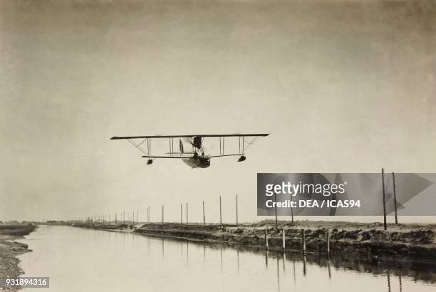 An FBA seaplane of the Italian Army flying over Grado Lagoon, World War I, Italy, 20th century.