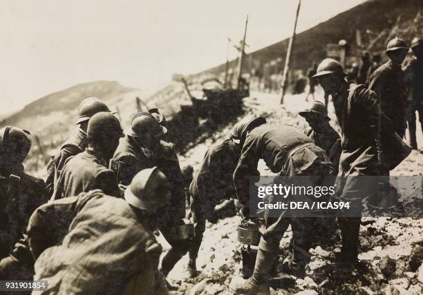 Italian Rations Military Ration Photos and Premium High Res Pictures - Getty Images