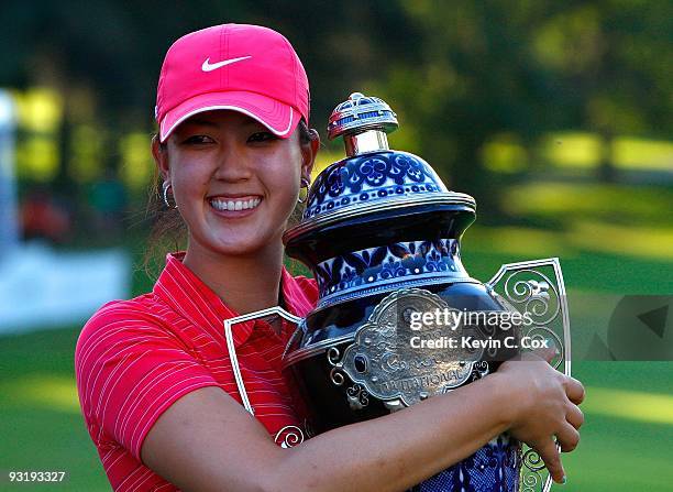 Michelle Wi 249 Michelle Wie Trophy Stock Photos, High-Res Pictures, and Images ...