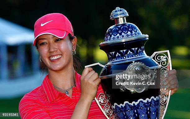 Michelle Wi 249 Michelle Wie Trophy Stock Photos, High-Res Pictures, and Images ...