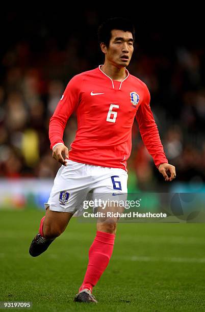 Cho Won Hee of South Korea in action during the International Friendly match between South Korea and Serbia at Craven Cottage on November 18, 2009 in...
