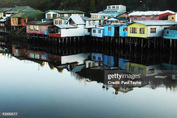 stilt houses built over water - castro chiloé island stock pictures, royalty-free photos & images