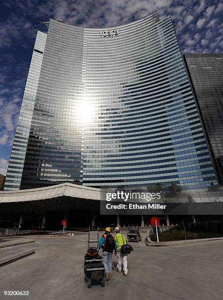 General view of Vdara Hotel & Spa at CityCenter under construction November 18, 2009 in Las Vegas, Nevada. The 67-acre, $8.5 billion mixed-use urban...