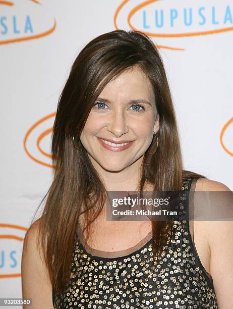 Actress Kellie Martin arrives to the 7th Annual Lupus LA's "Bag Ladies" luncheon held at The Beverly Wilshire Hotel on November 18, 2009 in Beverly...