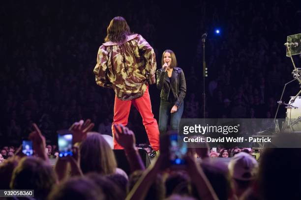 Jared Leto from Thirty Seconds to Mars is singing with Marina Kaye at AccorHotels Arena on March 14, 2018 in Paris, France.