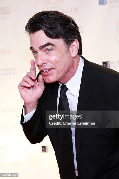 Actor Peter Gallagher attends the RFK Center Ripple of Hope Awards dinner at Pier Sixty at Chelsea Piers on November 18, 2009 in New York City.