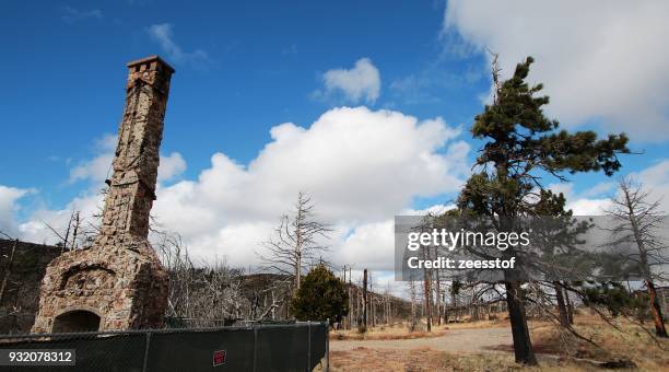 wildfire damage - zeesstof stock pictures, royalty-free photos & images