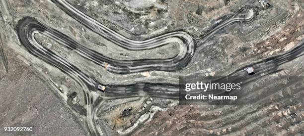 big industrial mining australia - mining from above stock-fotos und bilder