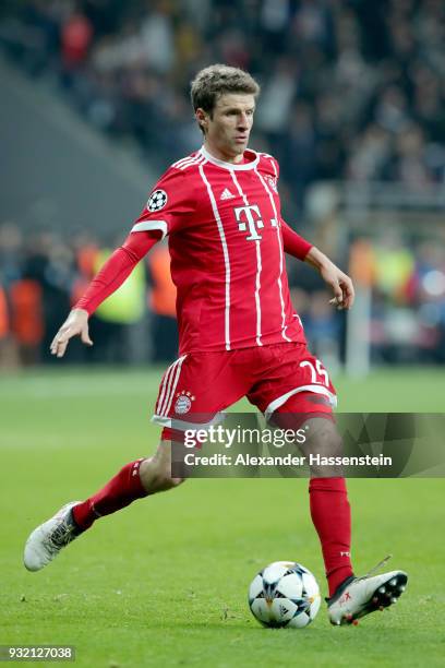 Thomas Mueller of FC Bayern Muenchen runs with the ball during the UEFA Champions League Round of 16 Second Leg match Besiktas and Bayern Muenchen at...