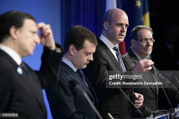 European Commission President Jose Manuel Barroso, Russian President Dmitry Medvedev, Swedish Prime Minister Fredrick Reinfeldt and EU Foreign Policy...