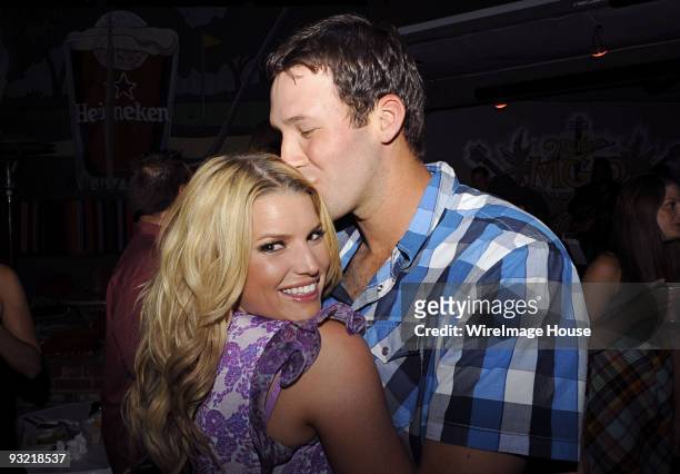 Jessica Simspon and athlete Tony Romo celebrate Jessica's 28th birthday at Sagebrush Cantina on July 7, 2008 in Calabassas, California. **EXCLUSIVE**