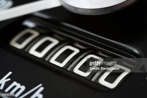 Zero Speedometer 0 Speedometer Photos and Premium High Res Pictures - Getty Images
