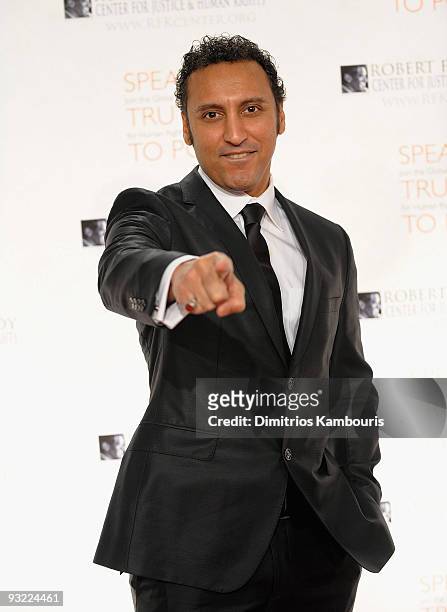 Asif Mandvi attends the 2009 Robert F. Kennedy Center Ripple of Hope Awards dinner at Pier Sixty at Chelsea Piers on November 18, 2009 in New York...