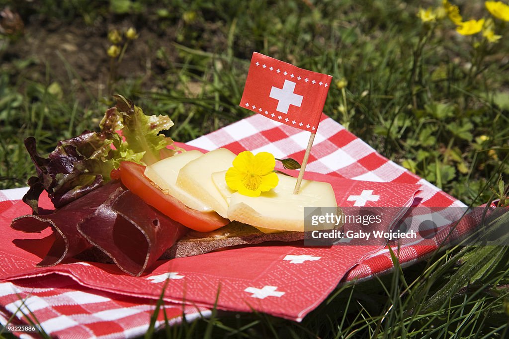 Snack, Swiss specialty, Bündner dry meat over bread