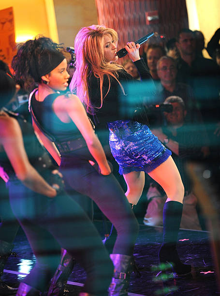Shakira's Unforgettable Night: A Mesmerizing Performance at ABC Studios
