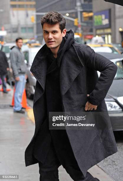 John Mayer visits "Late Show With David Letterman" at the Ed Sullivan Theater on November 19, 2009 in New York City.