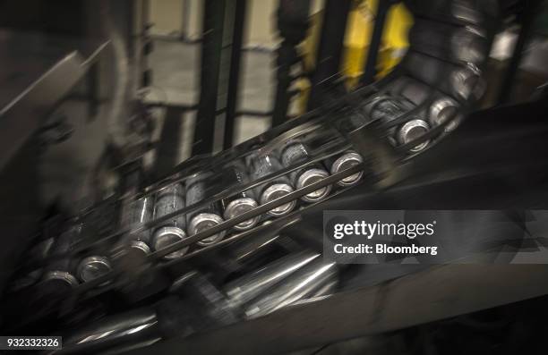 Ball Can Making Process 82 Aluminum And Beverage Can Production At Ball Packaging Europe Ltd ...