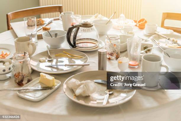 Buffet Mess Chaos At The Dinner Table Photos and Premium High Res Pictures - Getty ...