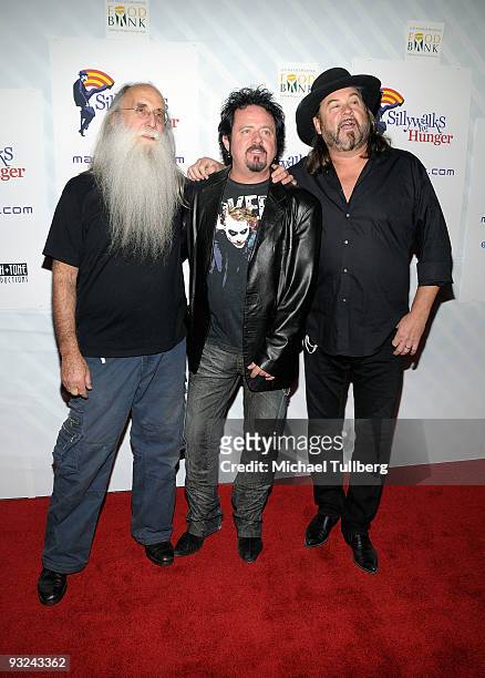 Musicians Leland Sklar, Steve Lukather and Kenny Lee arrive at the Silly Walks For Hunger benefit on November 19, 2009 in Universal City, California.