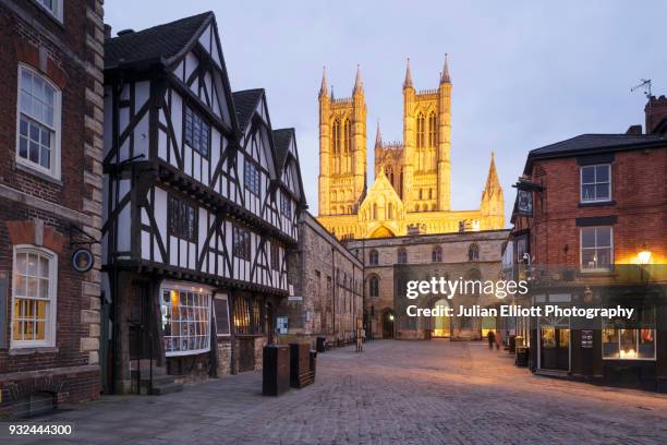 lincoln cathedral in england, uk. - lincoln lincolnshire stock pictures, royalty-free photos & images